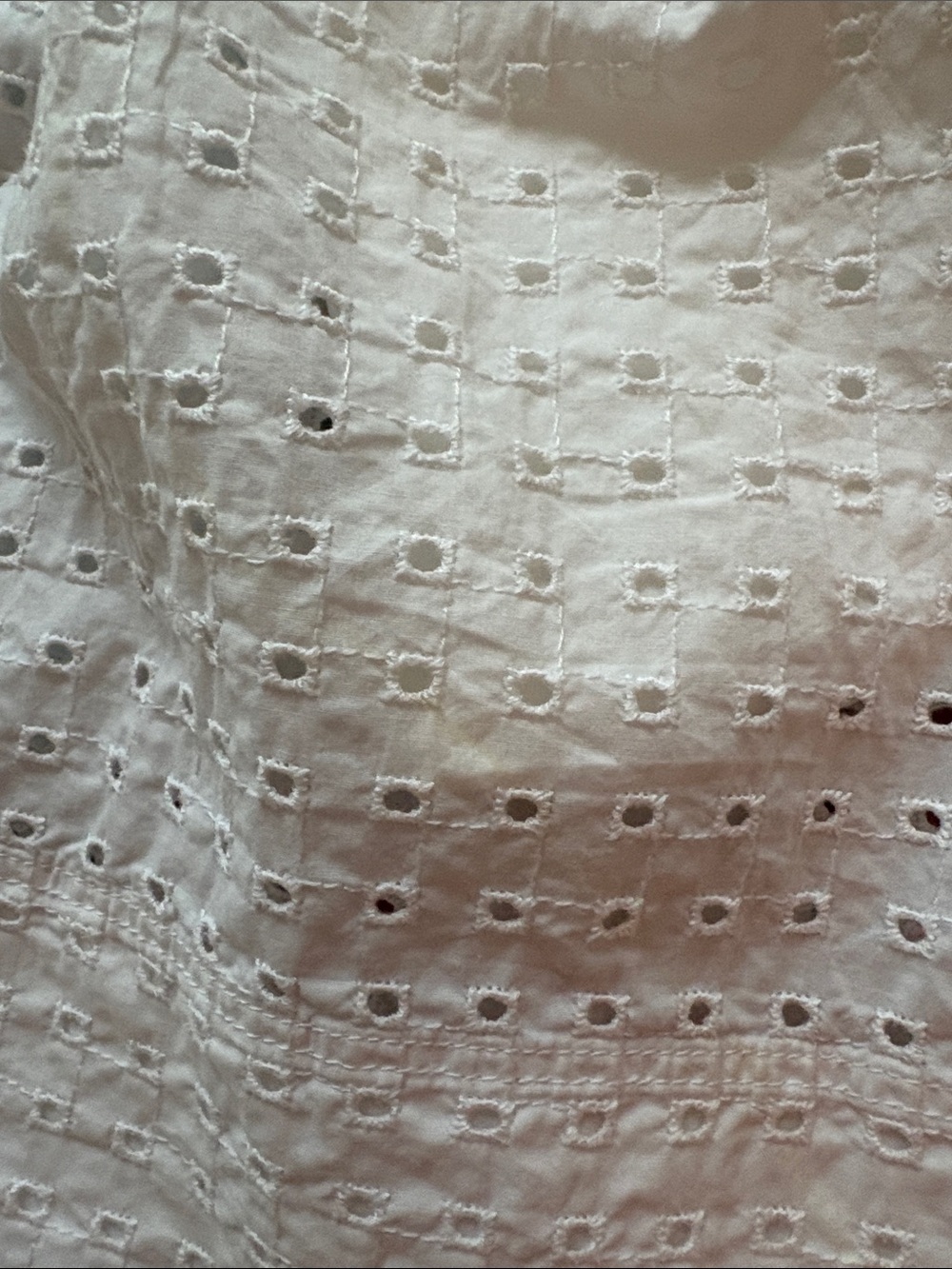 Uniqlo White Eyelet Skirt - Picture 5 of 7